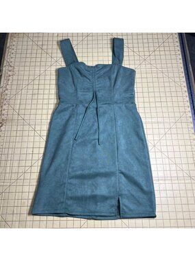 Miami For Francescas Green Sleeveless Mini Dress With Pleated Skirt & Back Zip C